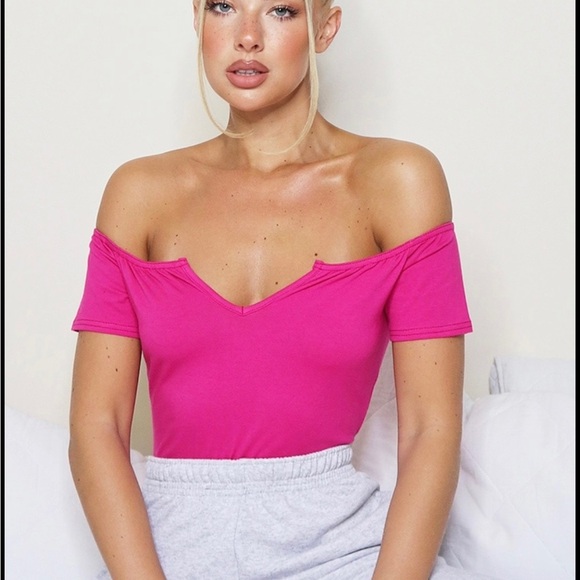 Prettylittlething Fuchsia Jersey V Front Short Sleeve Bodysuit size 8 - Picture 5 of 10